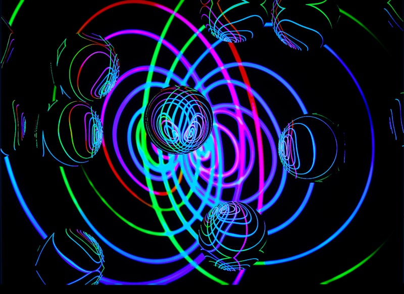 Quantum Gravity & Emergent Spacetime